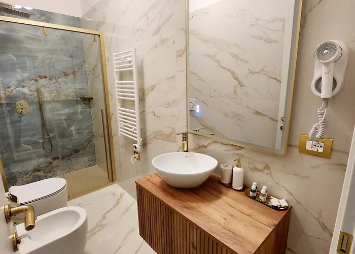 Golden Palace Luxury