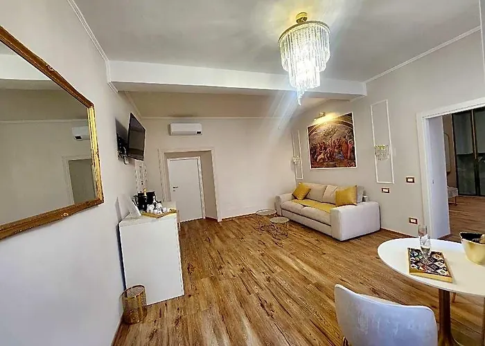 Affittacamere Golden Palace Luxury 4*