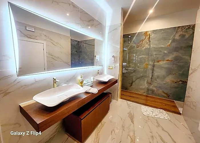 Affittacamere Golden Palace Luxury